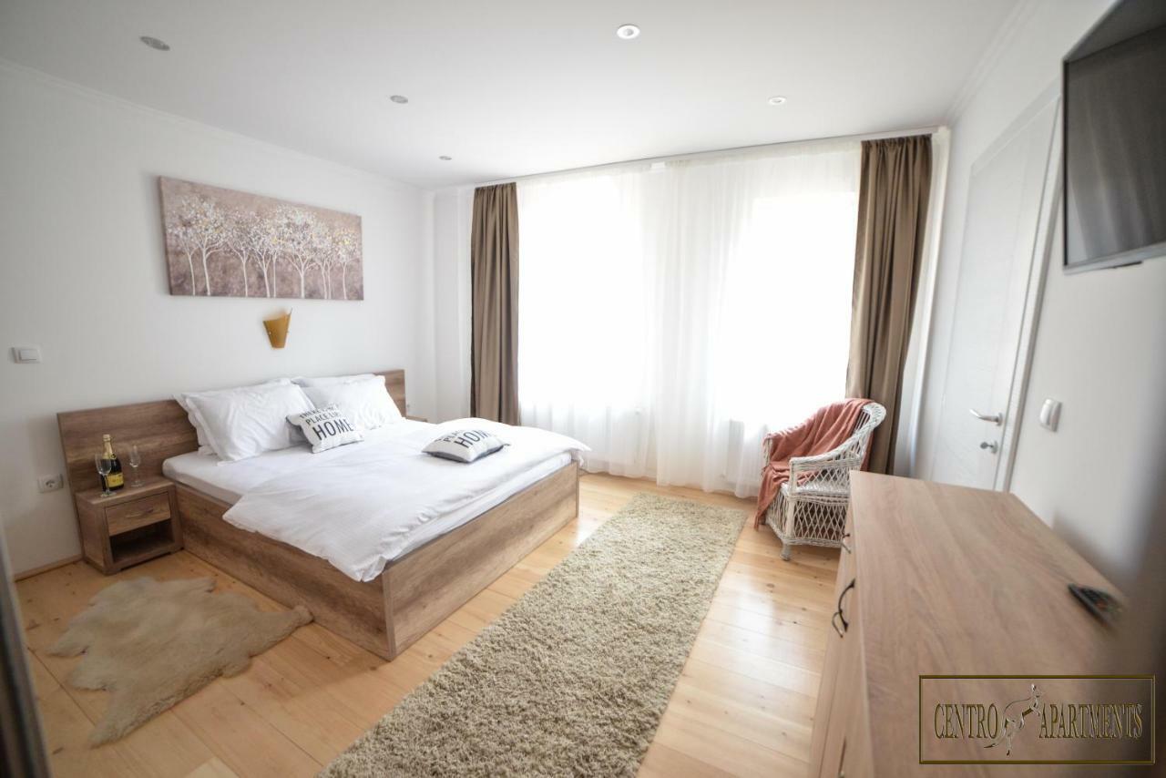 Centro Apartments Sremska Mitrovica Esterno foto